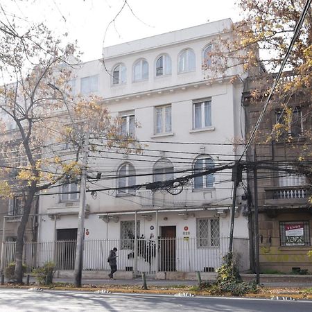 Habitacion En Providencia - Metro Salvador サンティアゴ エクステリア 写真