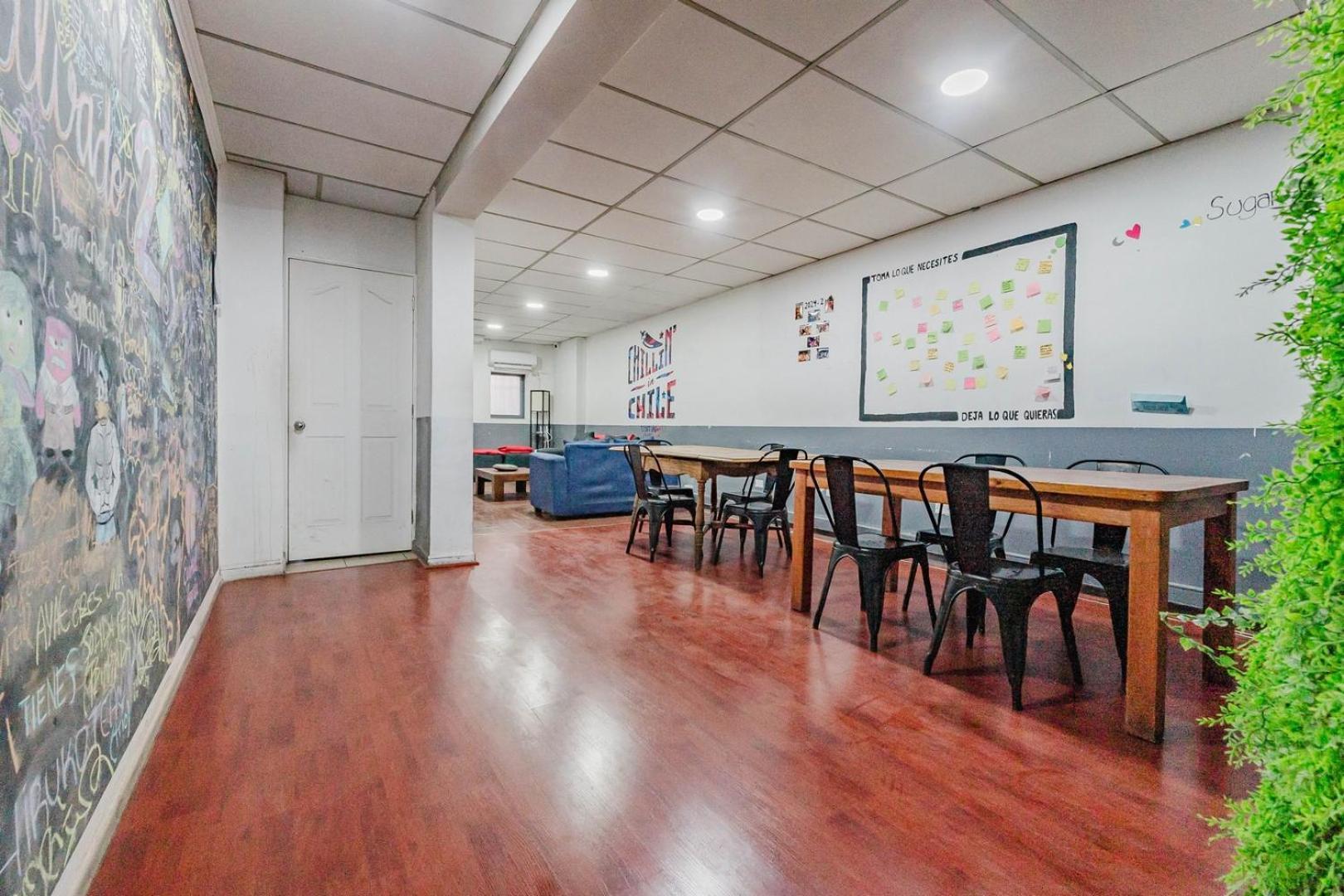 Habitacion En Providencia - Metro Salvador サンティアゴ エクステリア 写真